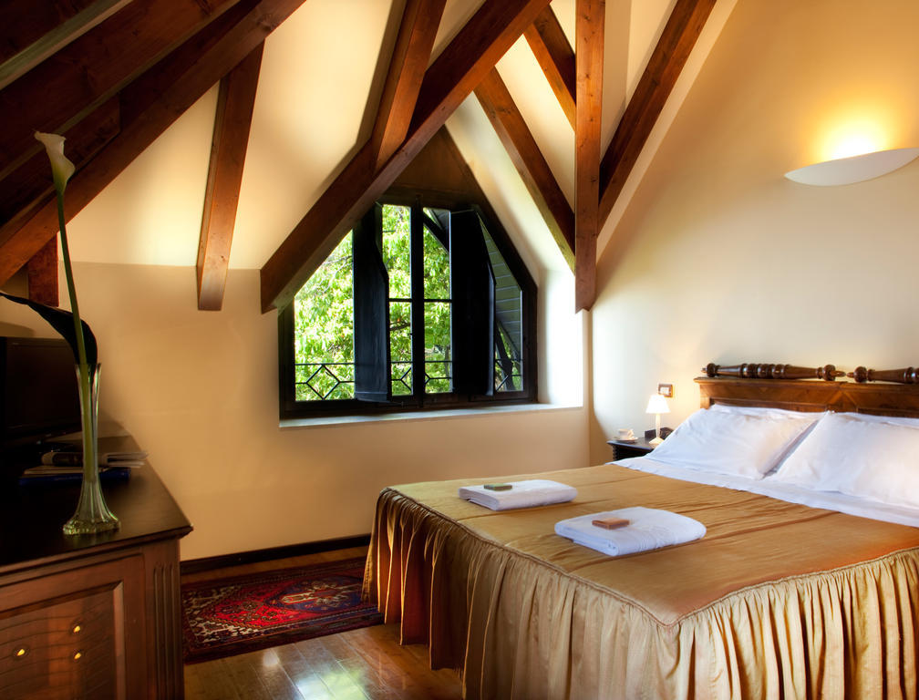 Hotel Villa Giulia Gargnano Kamer foto