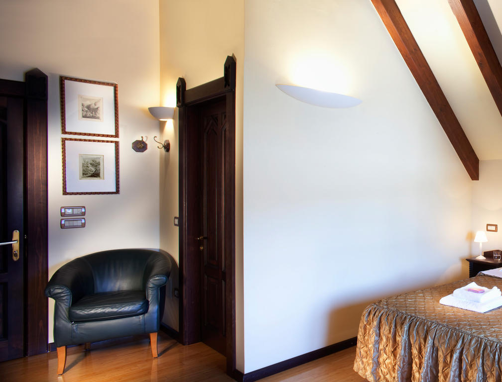 Hotel Villa Giulia Gargnano Kamer foto