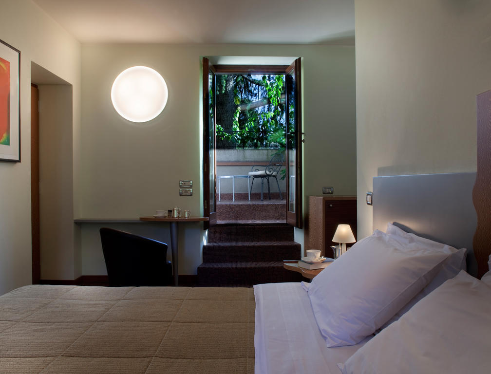 Hotel Villa Giulia Gargnano Kamer foto